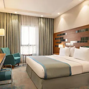 Ramada By Wyndham Makkah Zad Al Rawda فندق