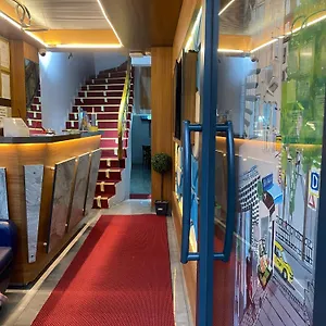 احجز هنا